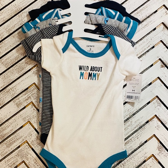 BNWT Carter’s Set of 5 Onesies - Picture 1 of 3